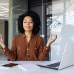 【実践】瞑想とマインドフルネス:目的・実践・効果の違いを究明する